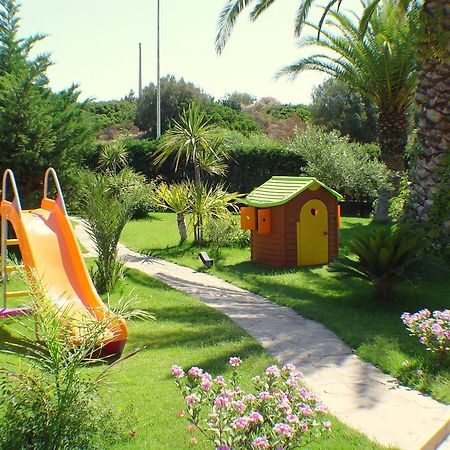 Palm Village Villasimius Kültér fotó