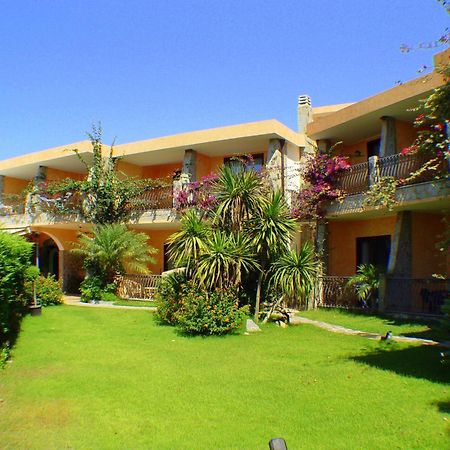 Palm Village Villasimius Kültér fotó