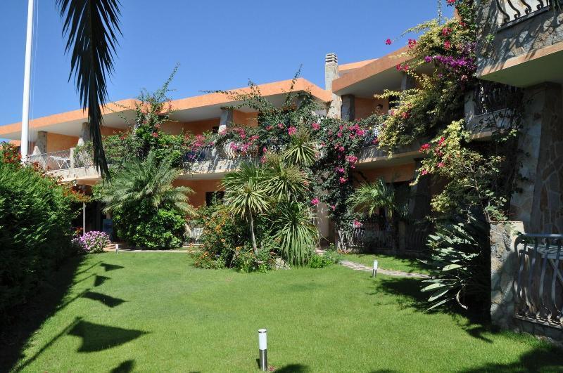 Palm Village Villasimius Kültér fotó